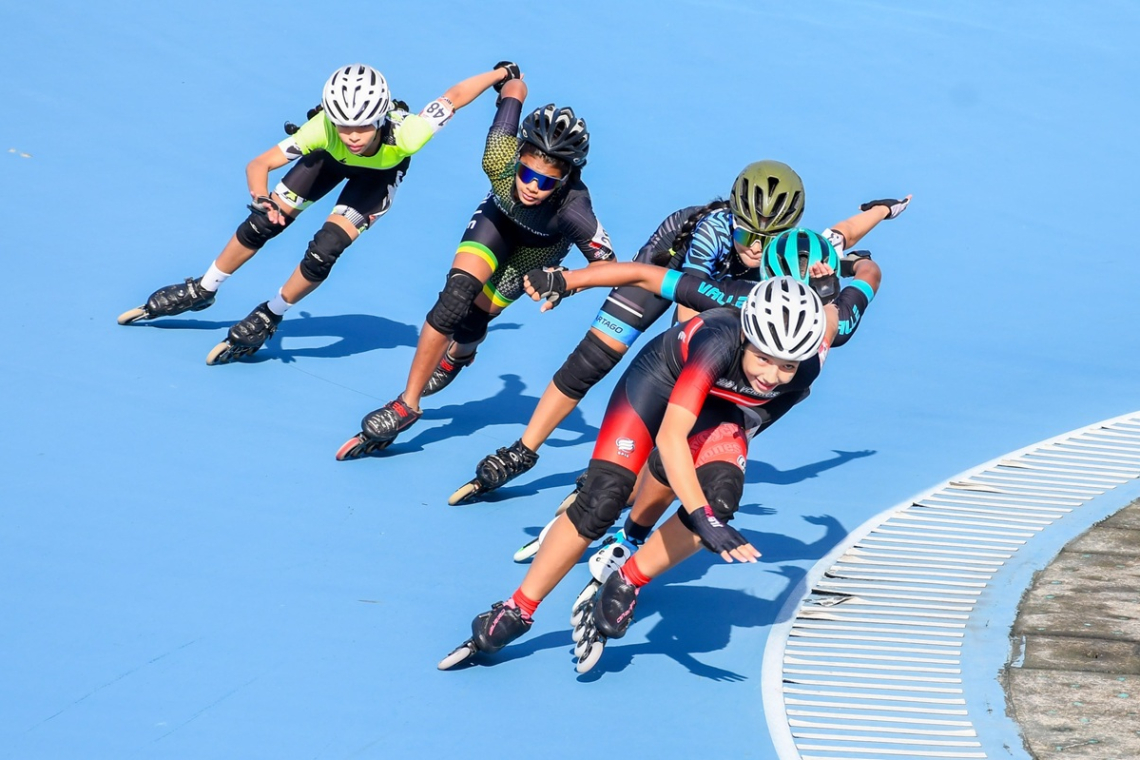 El patinaje de carreras de regreso a Bogotá