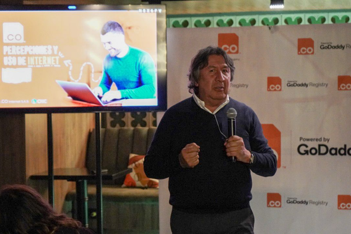 Percepción de los colombianos frente a IA y Teletrabajo en 2024